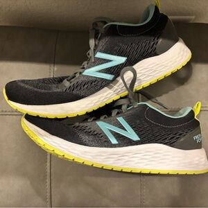 New Balance Arishi V3 Sneakers
